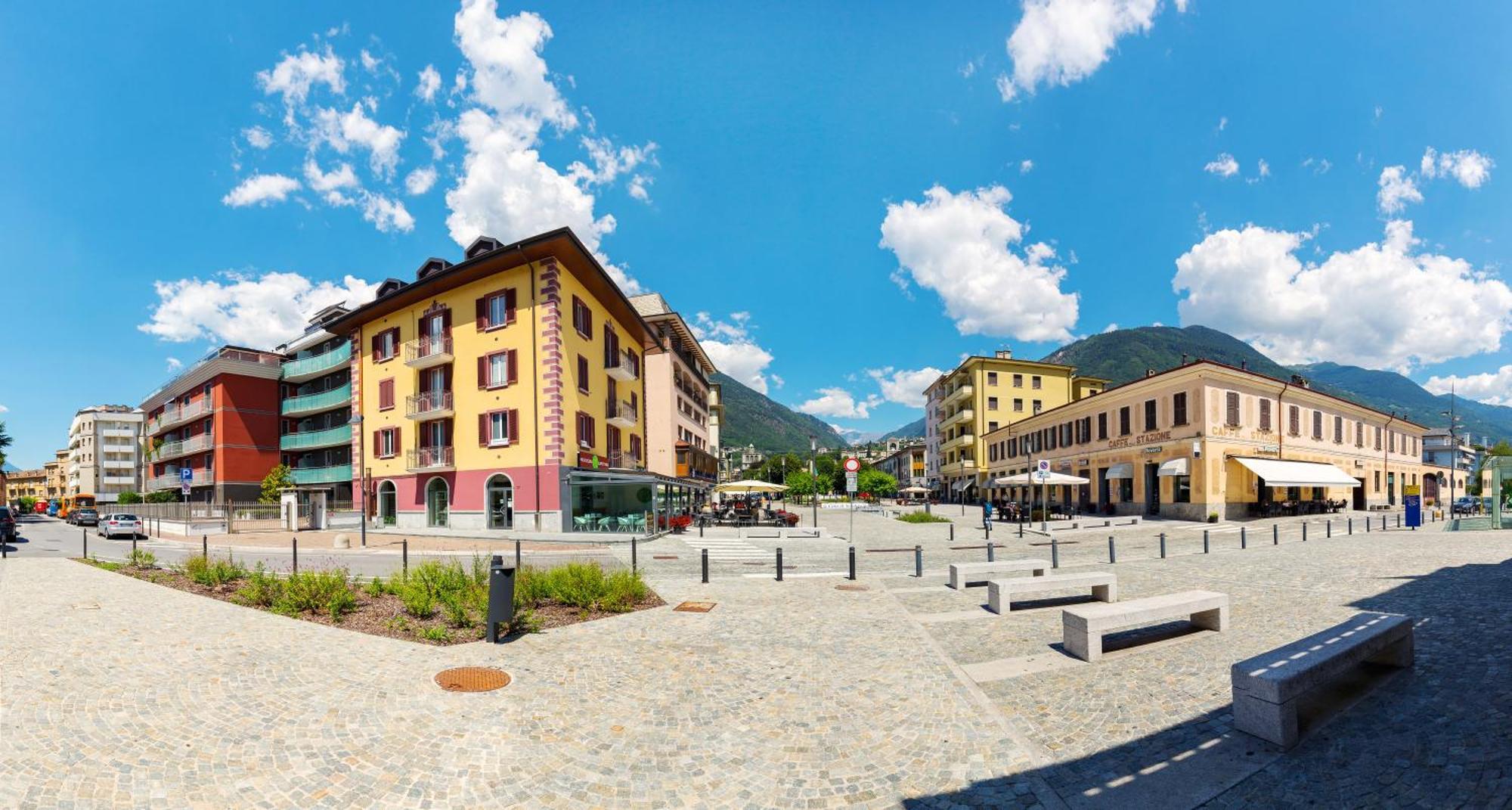 Residenza Il Castello Apartment Sondrio Exterior photo
