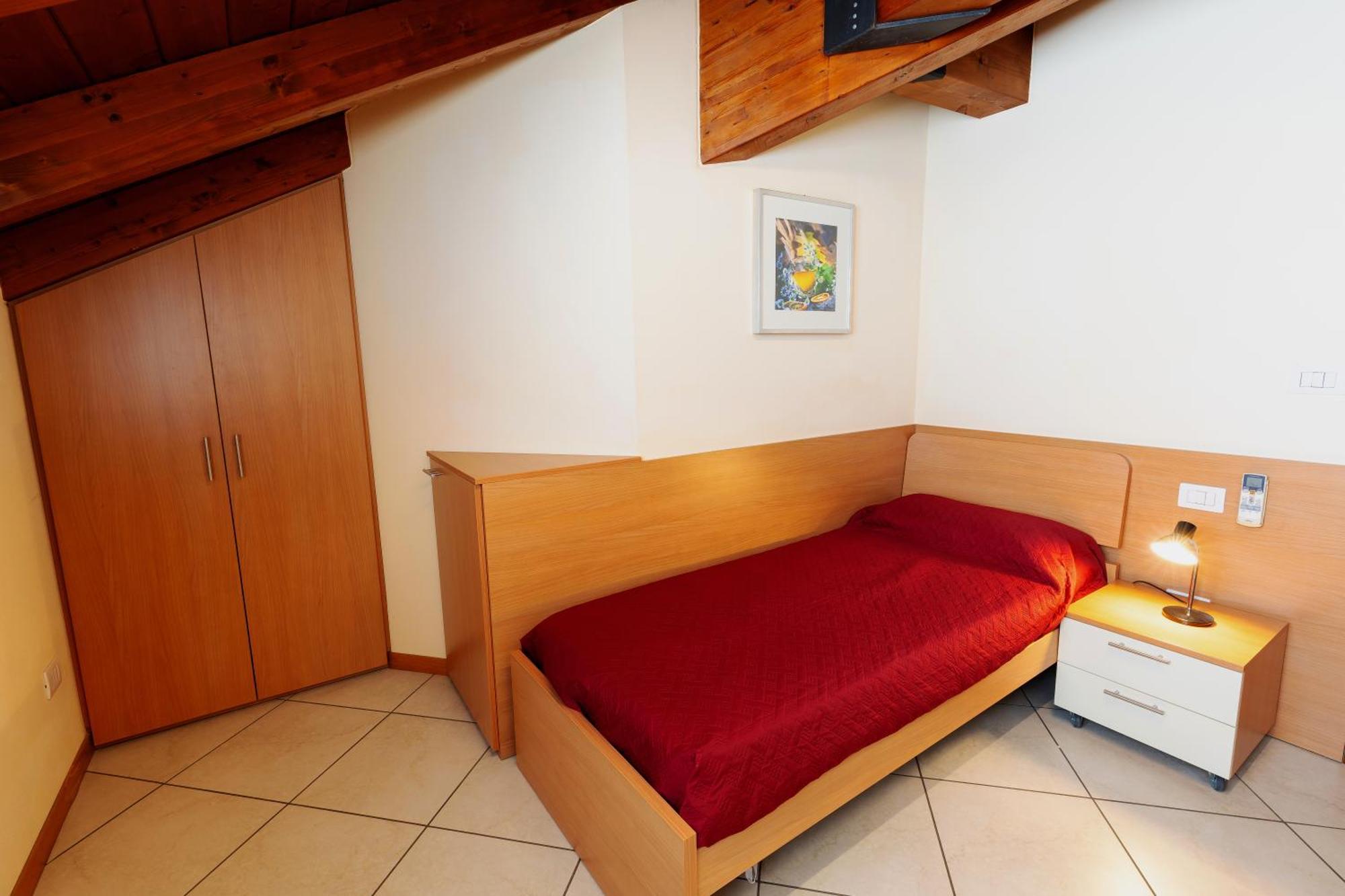 Residenza Il Castello Apartment Sondrio Room photo